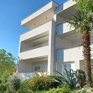  Apartment Sea View Ivana Kroatien